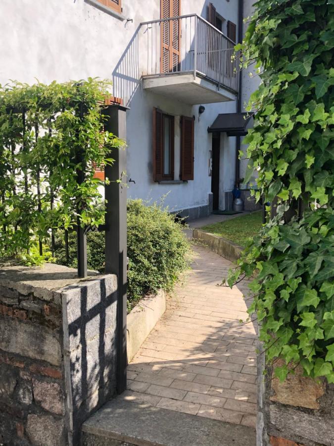 Casa Nonna Elide Besozzo Exterior foto