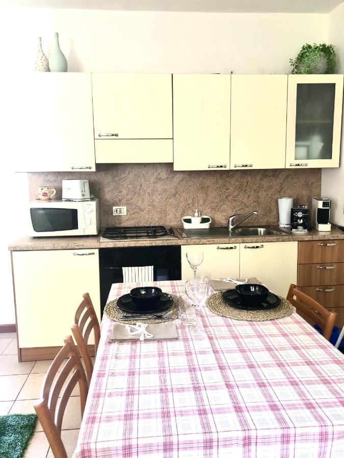 Casa Nonna Elide Besozzo Exterior foto